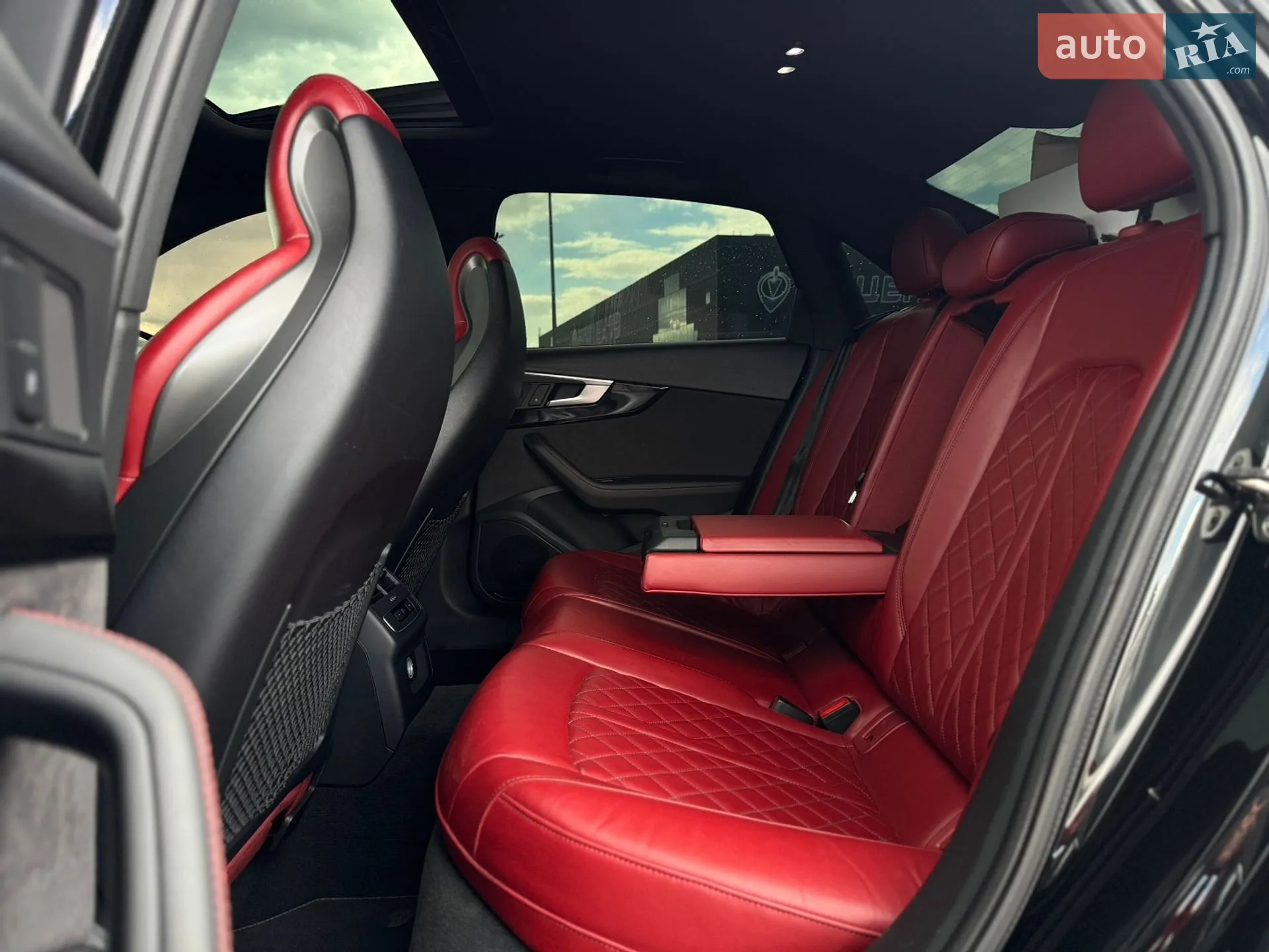 2017 Audi S4 - мініатюра 43