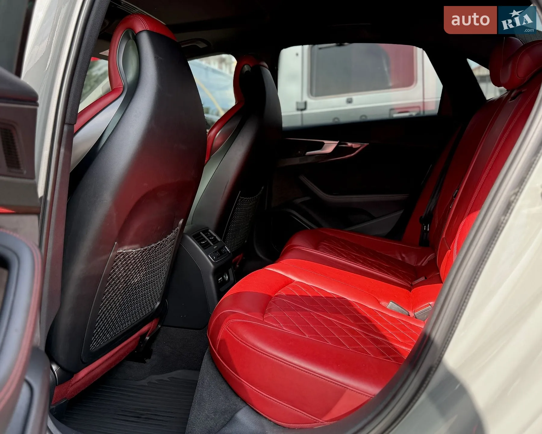 2018 Audi S4 - мініатюра 16