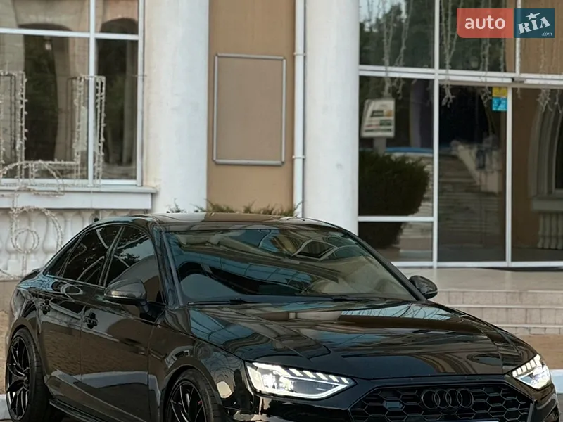 Audi S4