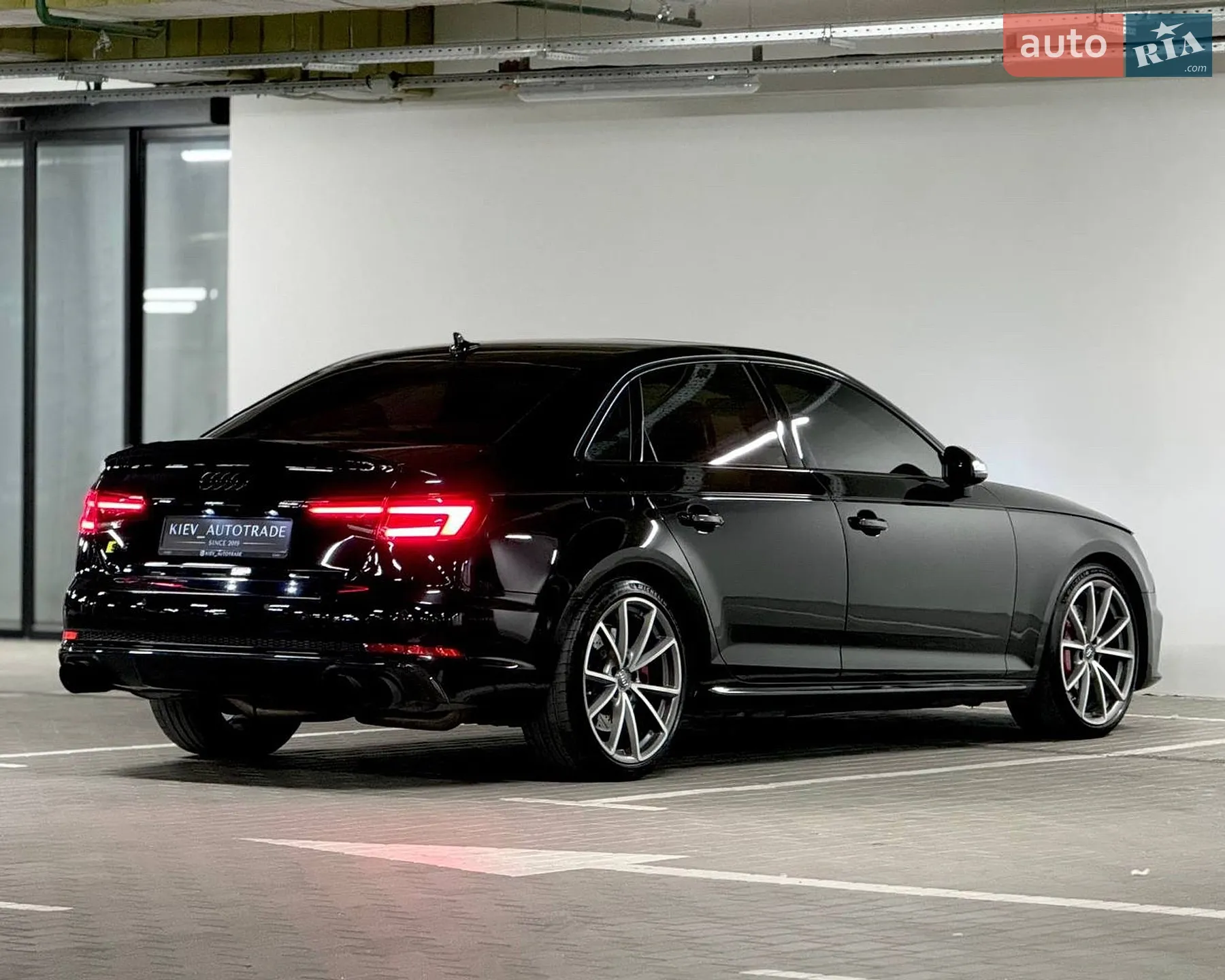 2018 Audi S4 - мініатюра 16