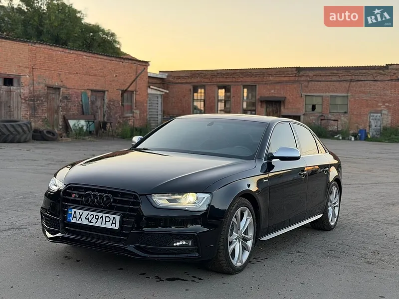 Audi S4