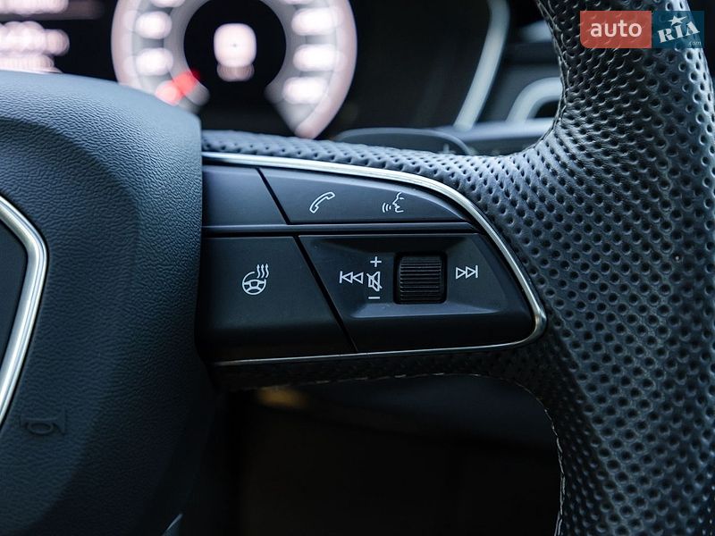Седан Audi S4 2021 в Днепре