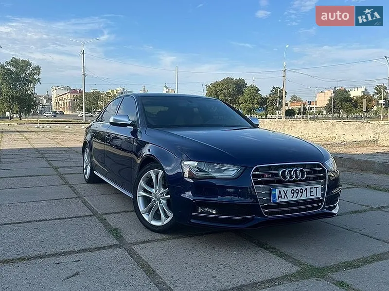 Audi S4 2012