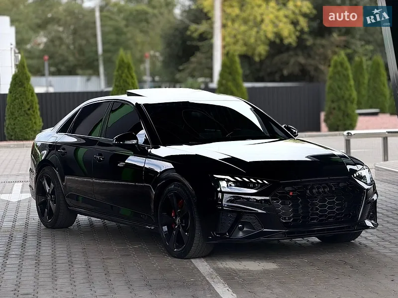 Audi S4