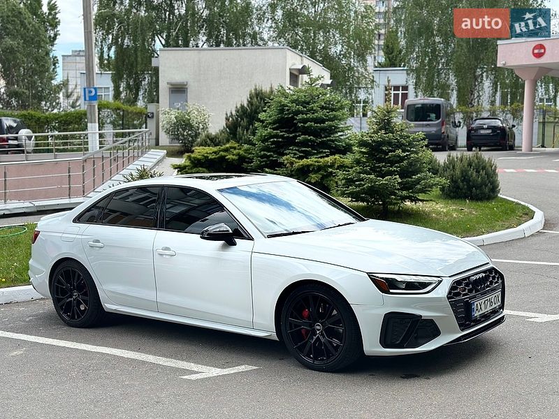 Седан Audi S4 2020 в Харькове