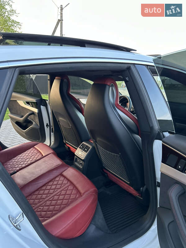 Лифтбек Audi S5 Sportback 2020 в Коломые
