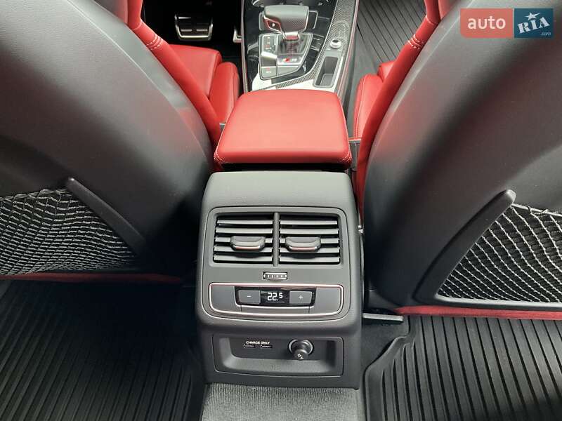 Лифтбек Audi S5 Sportback 2024 в Киеве