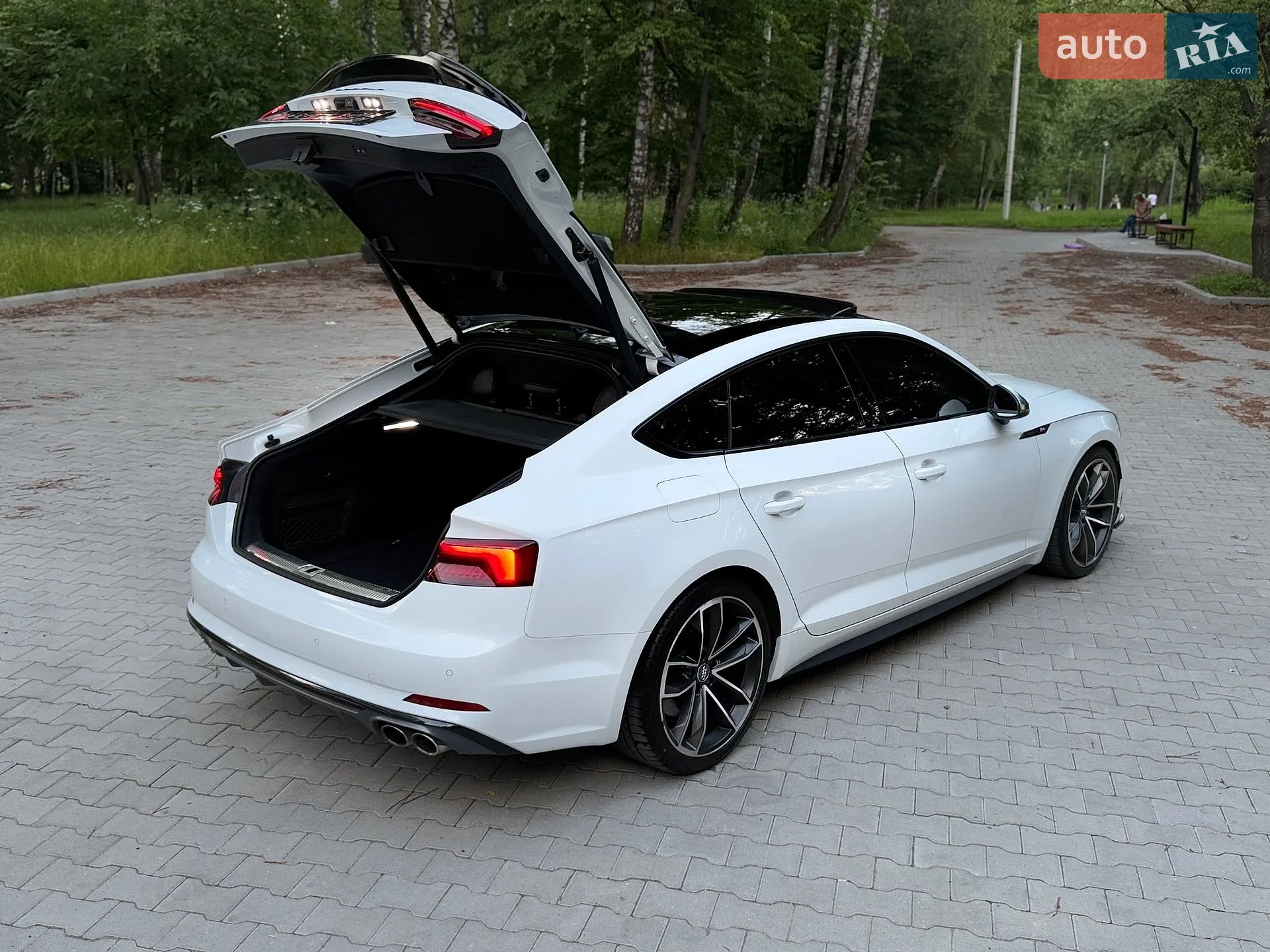 2017 Audi S5 - мініатюра 128