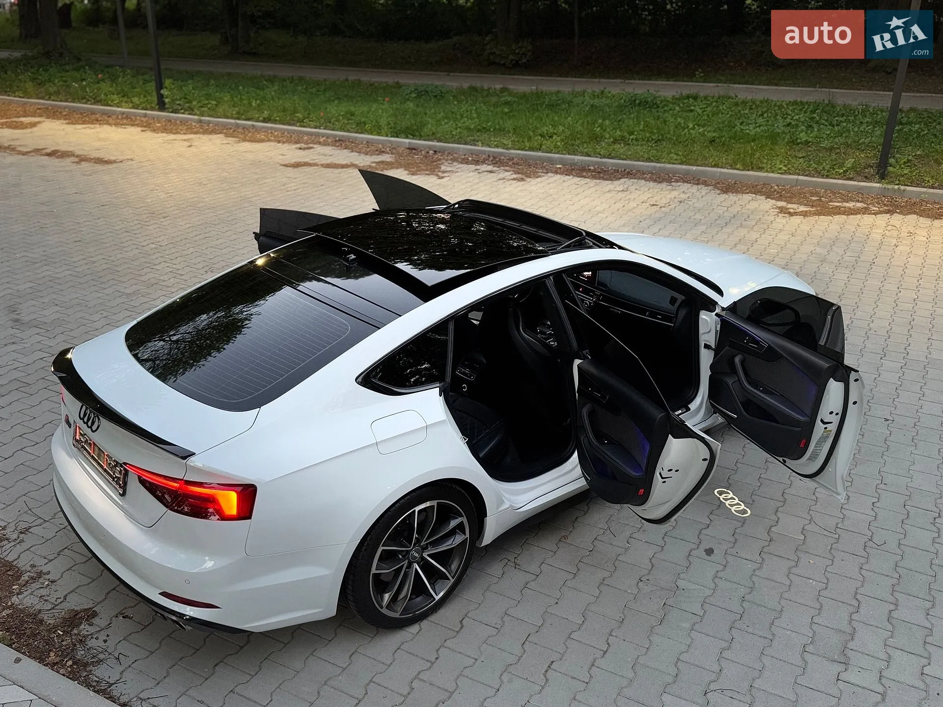2017 Audi S5 - мініатюра 145