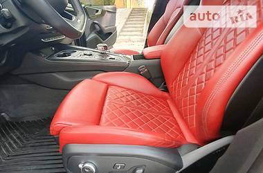 Седан Audi S5 2017 в 