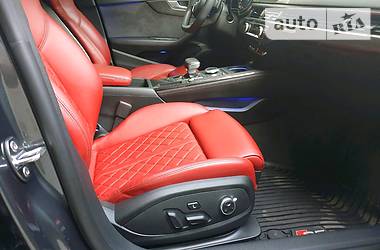 Седан Audi S5 2017 в 