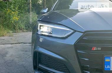 Седан Audi S5 2017 в 