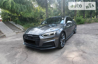 Седан Audi S5 2017 в 
