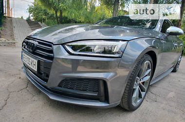 Седан Audi S5 2017 в 