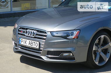 Кабриолет Audi S5 2015 в Киеве