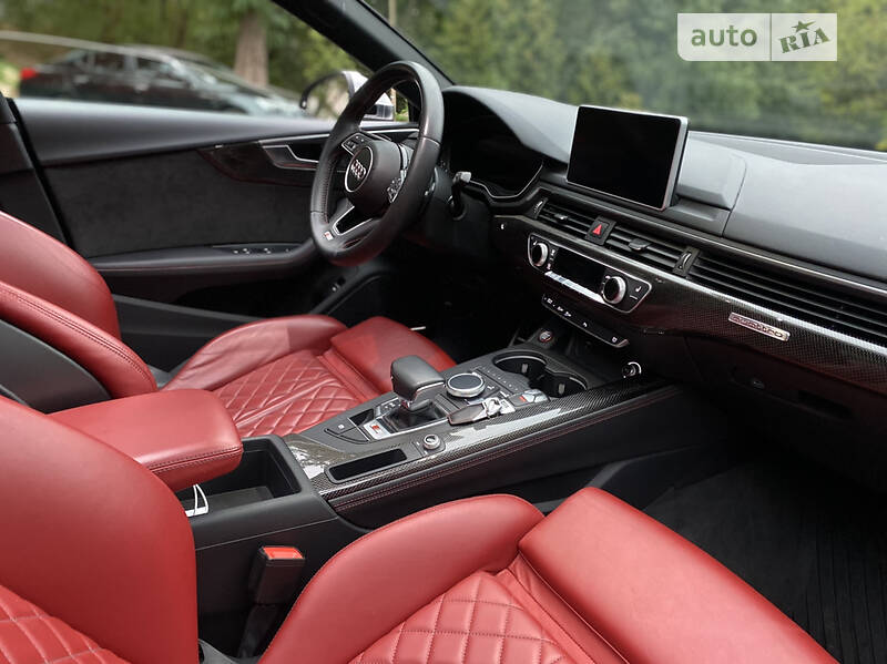 Купе Audi S5 2017 в Києві