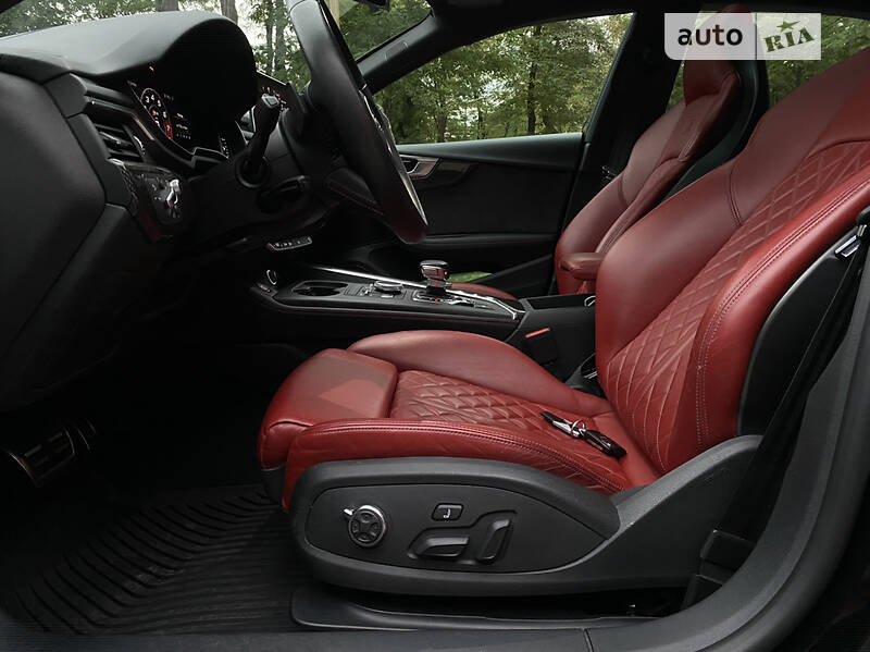 Купе Audi S5 2017 в Києві