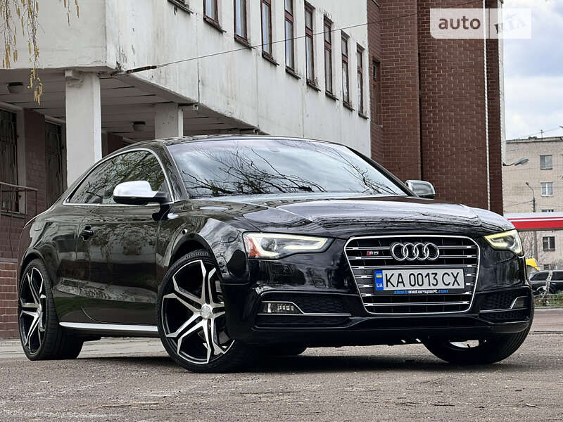 Купе Audi S5 2014 в Киеве