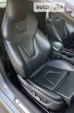 Купе Audi S5 2014 в Киеве
