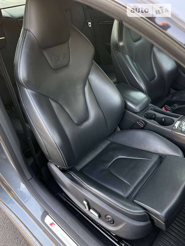 Купе Audi S5 2014 в Києві фото 11 Купе Audi S5 2014 в Києві