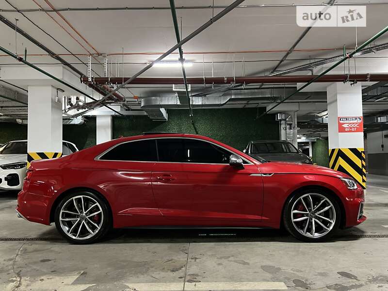 Купе Audi S5 2017 в Киеве
