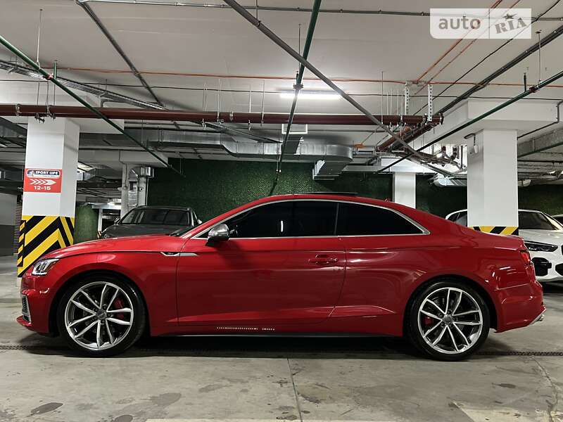 Купе Audi S5 2017 в Киеве