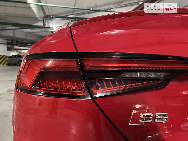 Купе Audi S5 2017 в Киеве