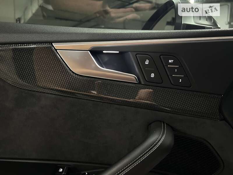 Купе Audi S5 2017 в Киеве