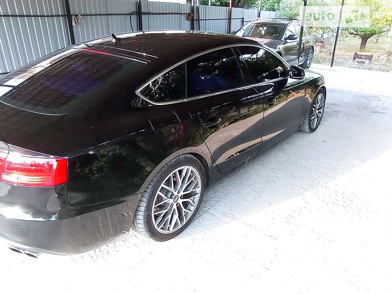 Купе Audi S5 2011 в Запоріжжі
