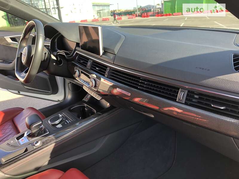Лифтбек Audi S5 2017 в Харькове