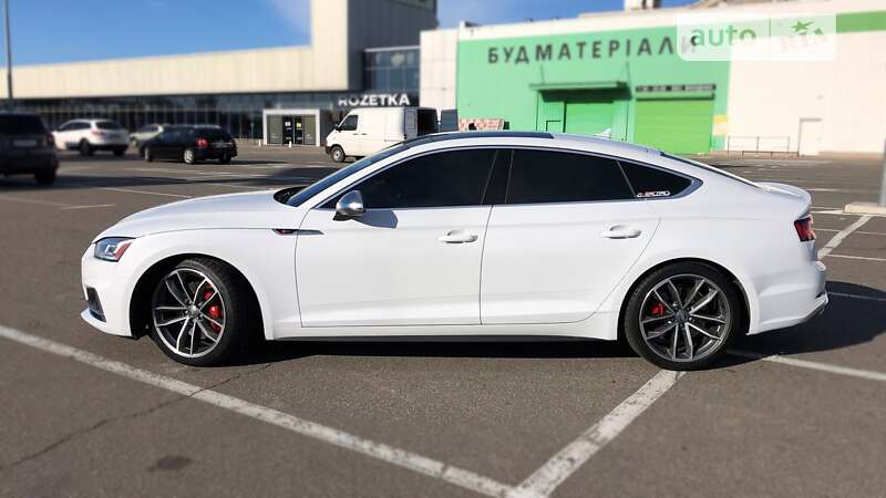 Лифтбек Audi S5 2017 в Харькове