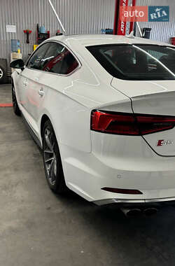 Кабриолет Audi S5 2018 в 