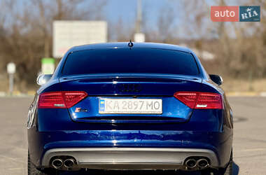 Купе Audi S5 2012 в Києві