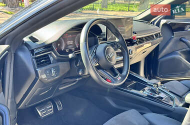 Купе Audi S5 2022 в 