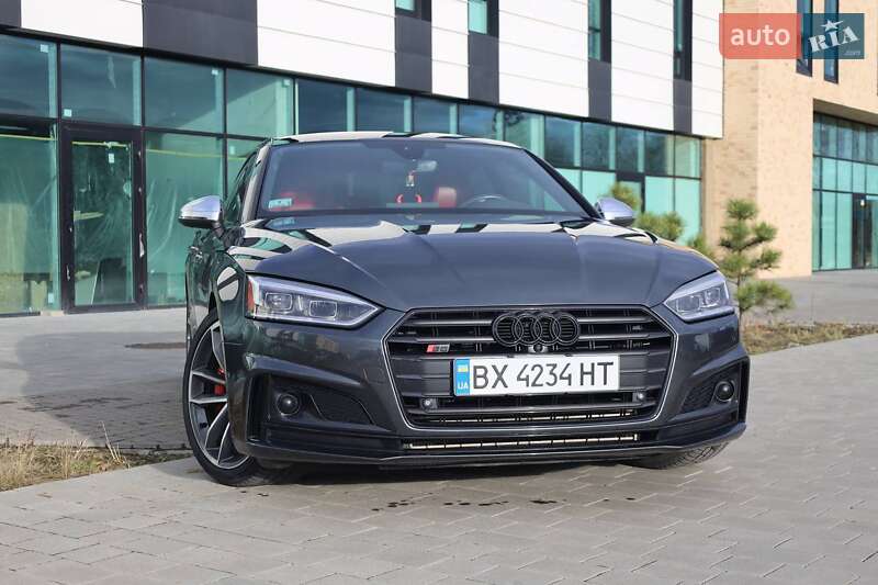 Купе Audi S5 2017 в 