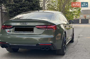 Купе Audi S5 2022 в 