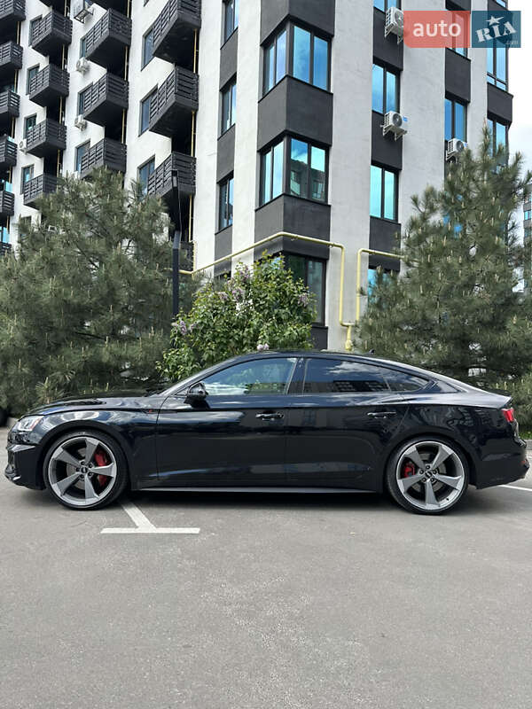 Купе Audi S5 2019 в Киеве