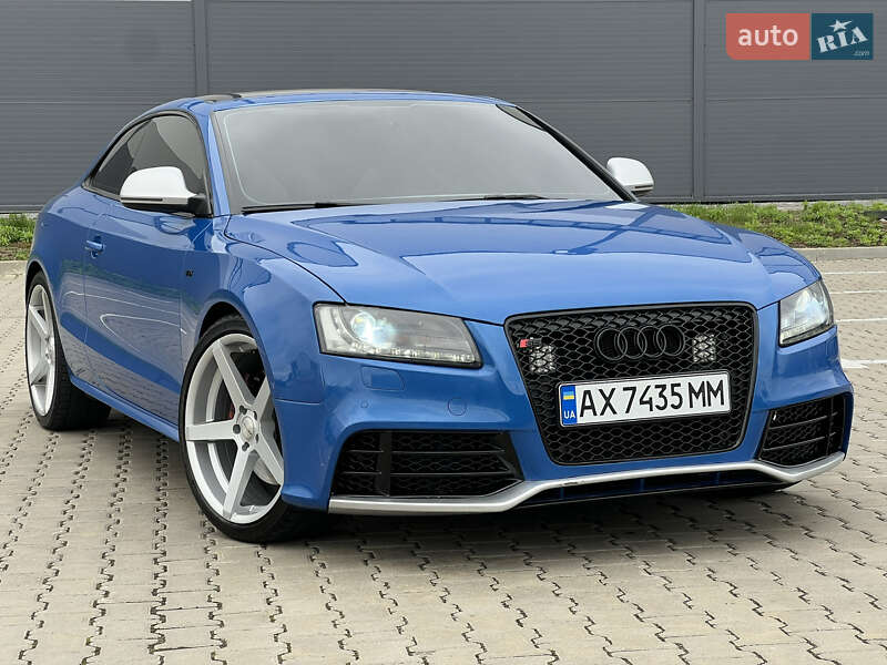 Купе Audi S5 2009 в Ивано-Франковске