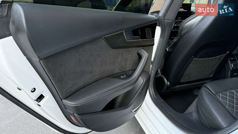 Купе Audi S5 2023 в Києві