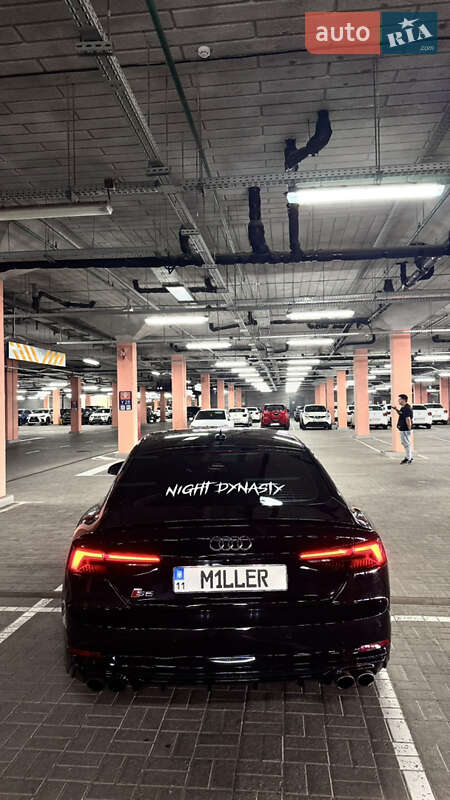 Купе Audi S5 2019 в Киеве