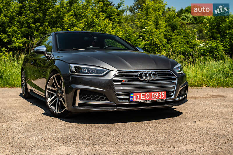 Купе Audi S5 2017 в 