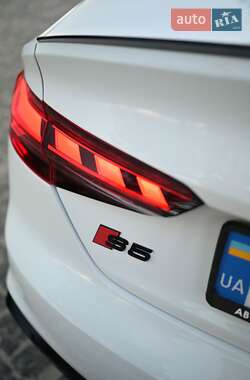 Купе Audi S5 2023 в 
