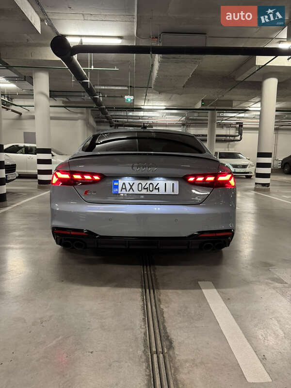 Купе Audi S5 2021 в Киеве