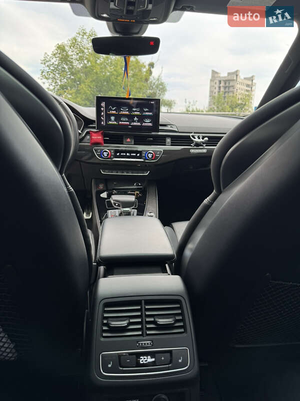 Купе Audi S5 2021 в Киеве