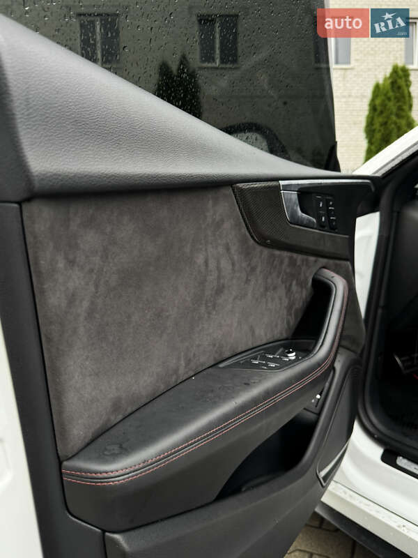 Купе Audi S5 2017 в Киеве