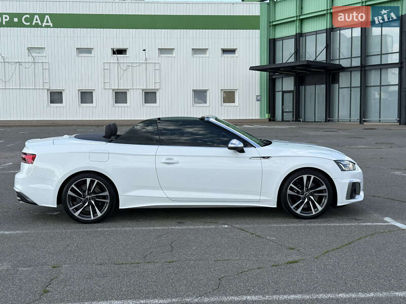Кабріолет Audi S5 2022 в Києві