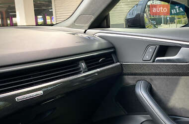 Купе Audi S5 2019 в 