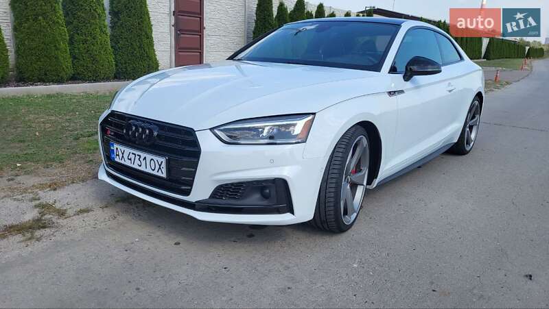 Купе Audi S5 2019 в 