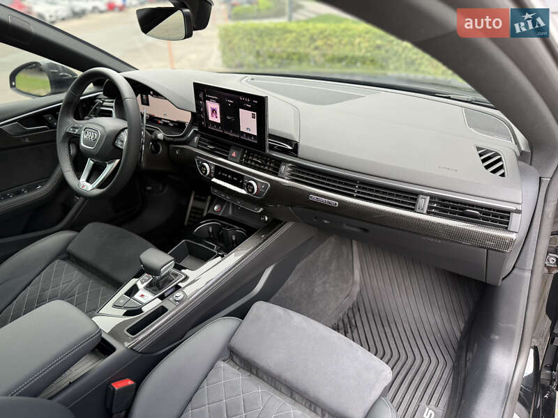 Купе Audi S5 2022 в Львове
