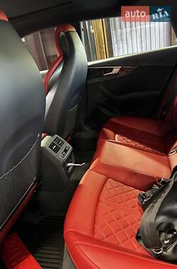 Ліфтбек Audi S5 2024 в 
